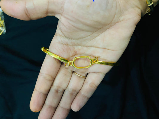 Hand braclet  1 piece